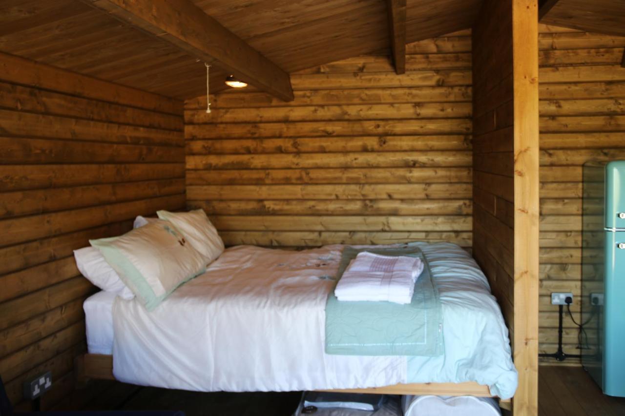 Knapp Farm Glamping Lodge 1 Corscombe Bagian luar foto