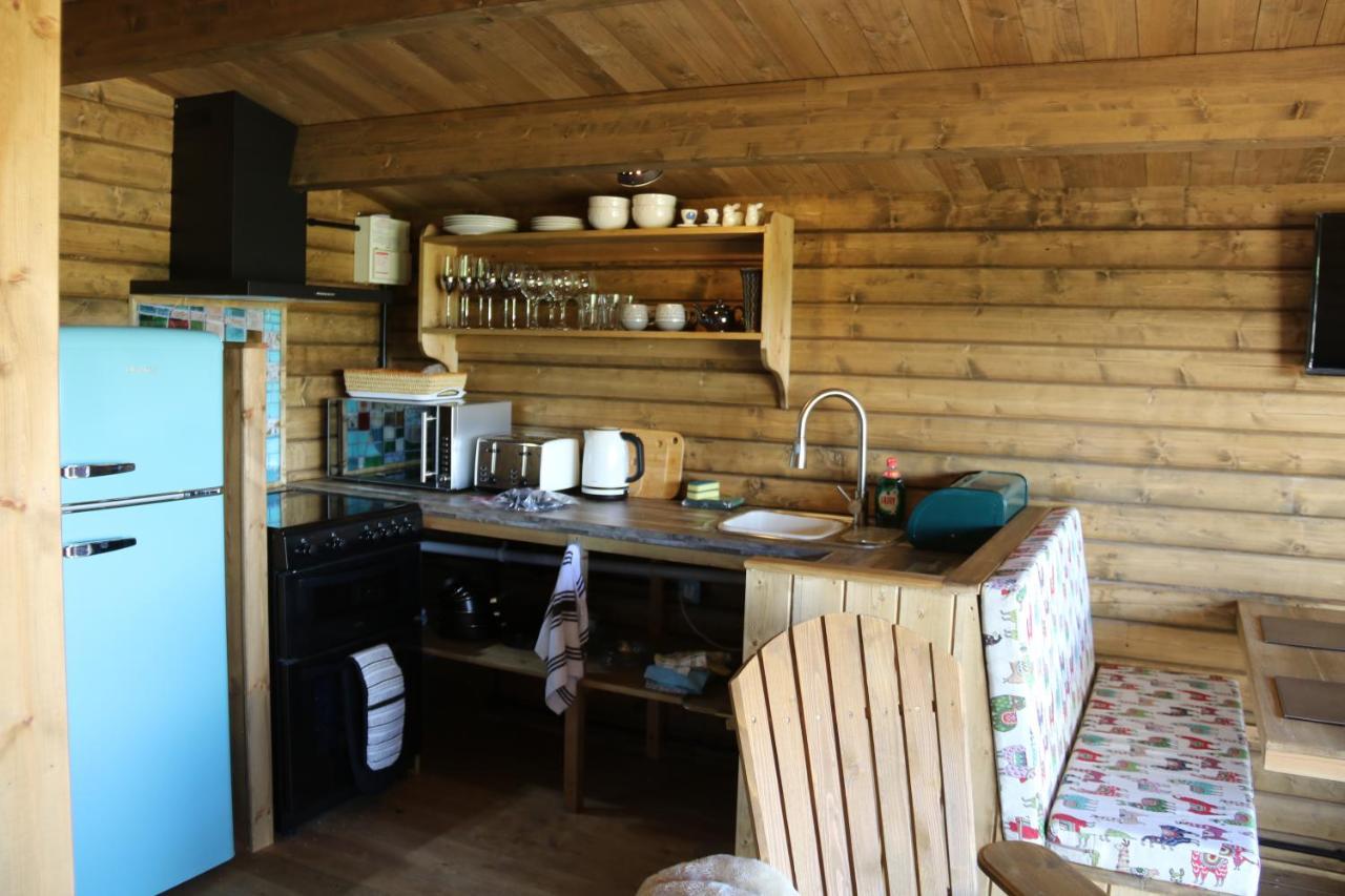 Knapp Farm Glamping Lodge 1 Corscombe Bagian luar foto